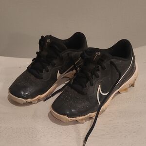 Nike Kids Black and White Sneakers